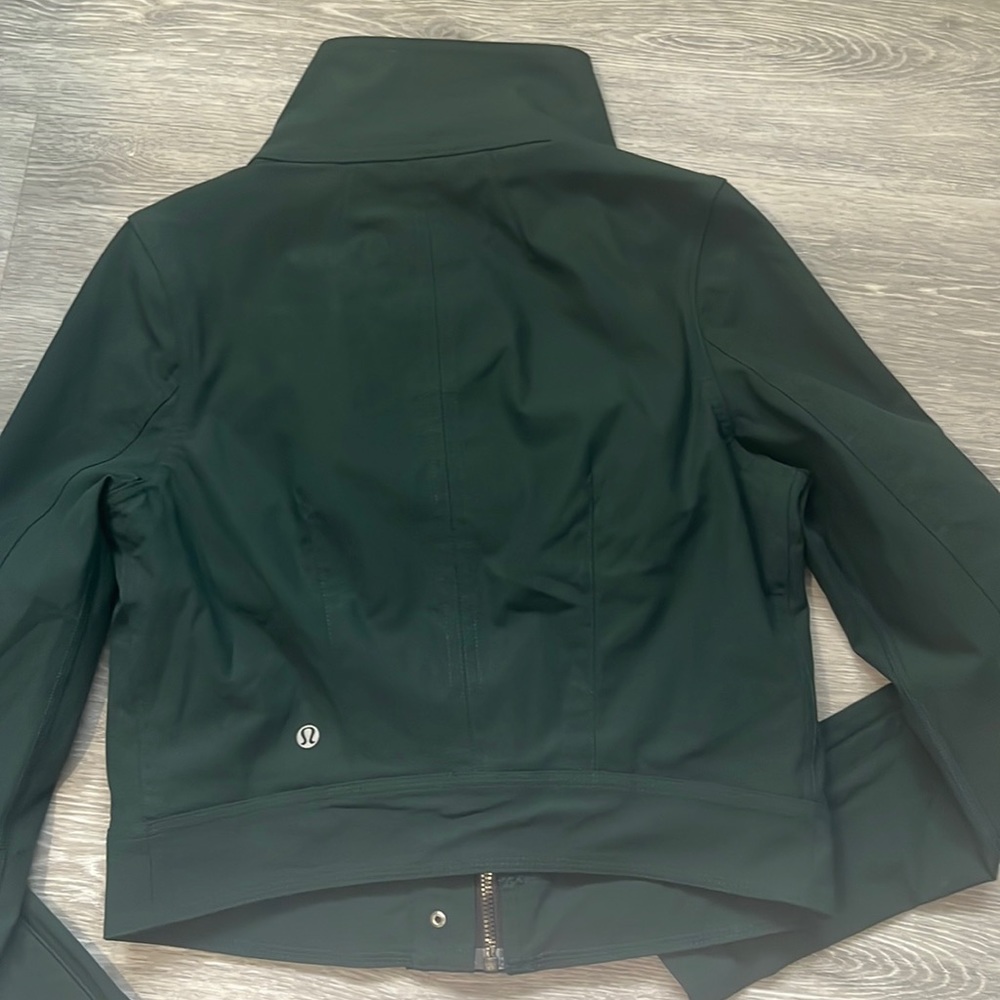 Special edition green crop style jacket